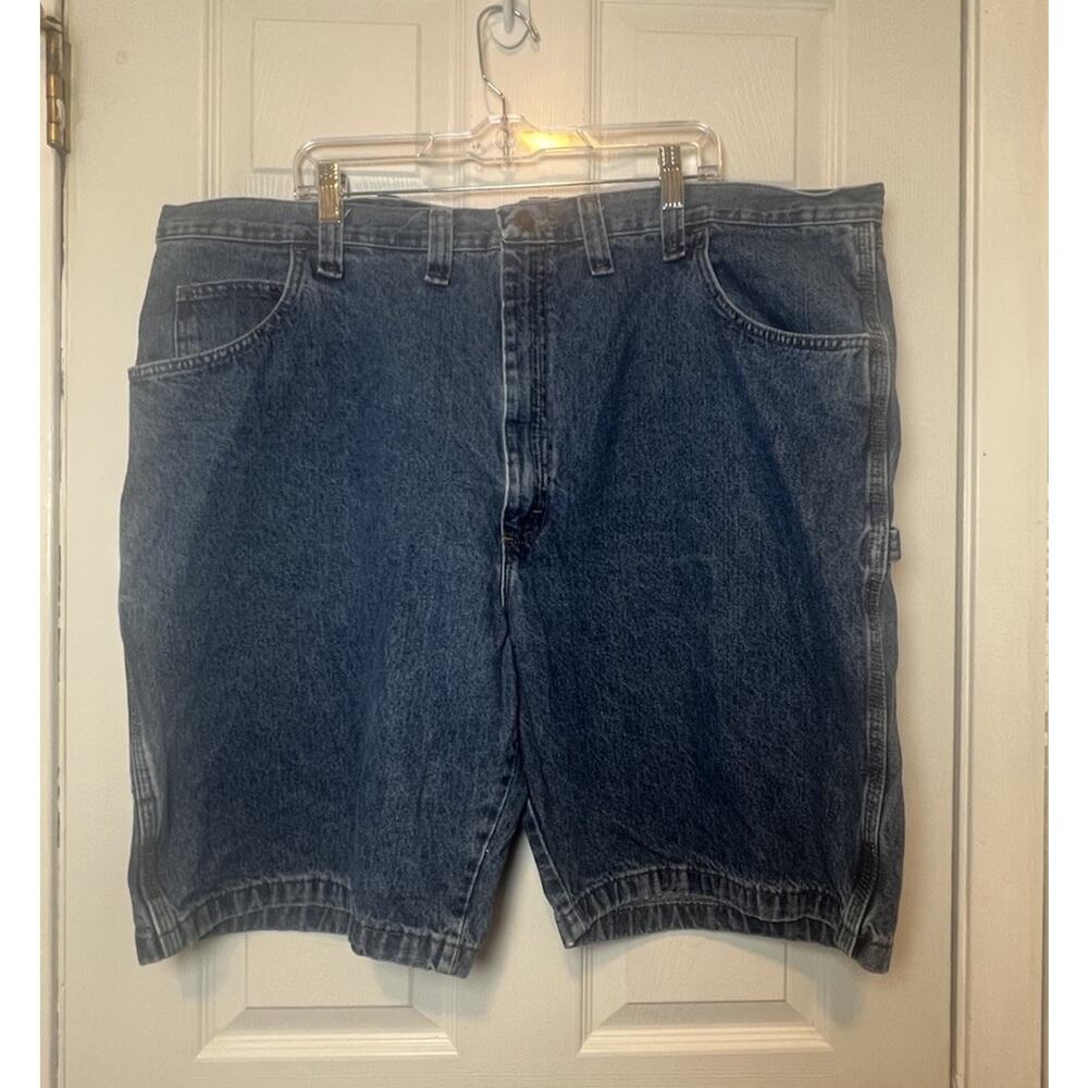 Wrangler Men’s Size‎ 46 Regular Cargo Denim Shorts Medium Wash Relaxed Fit